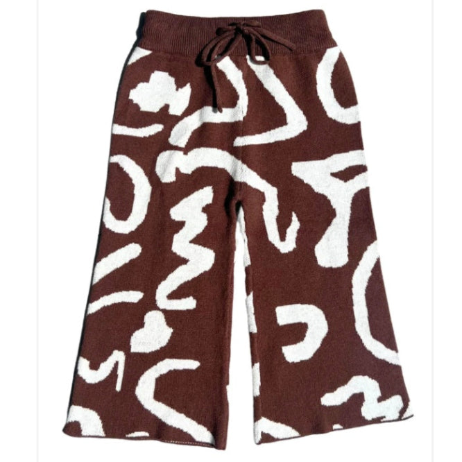 Soft knit pants chocolate with white swirls